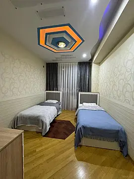 Kirayə verilir 3 otaqlı mənzil 120 m²