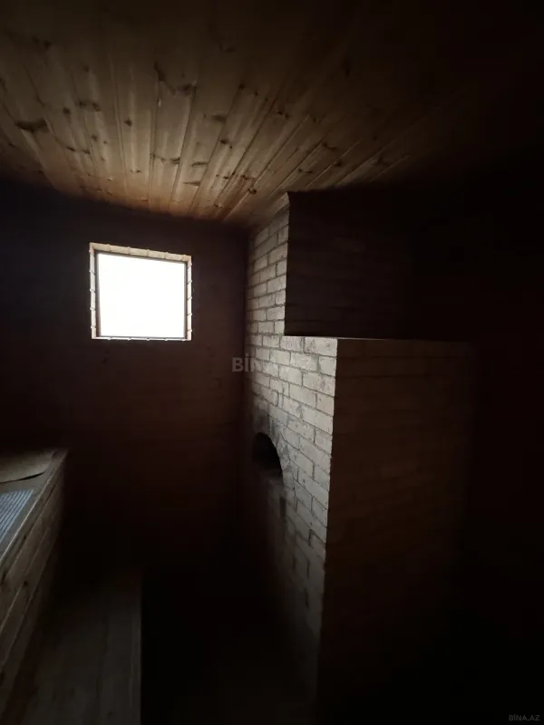 Satılır 6 otaqlı həyət evi 280 m²