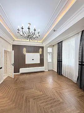 Satılır 3 otaqlı mənzil 120 m²