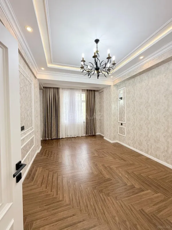 Satılır 3 otaqlı mənzil 120 m²