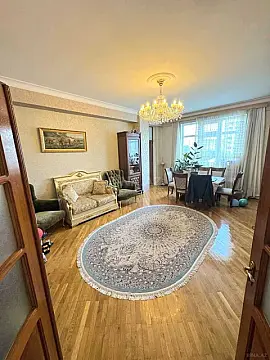Satılır 3 otaqlı mənzil 96 m² — Bakı, 8-ci kilometr 3 otaq 96.00 m²