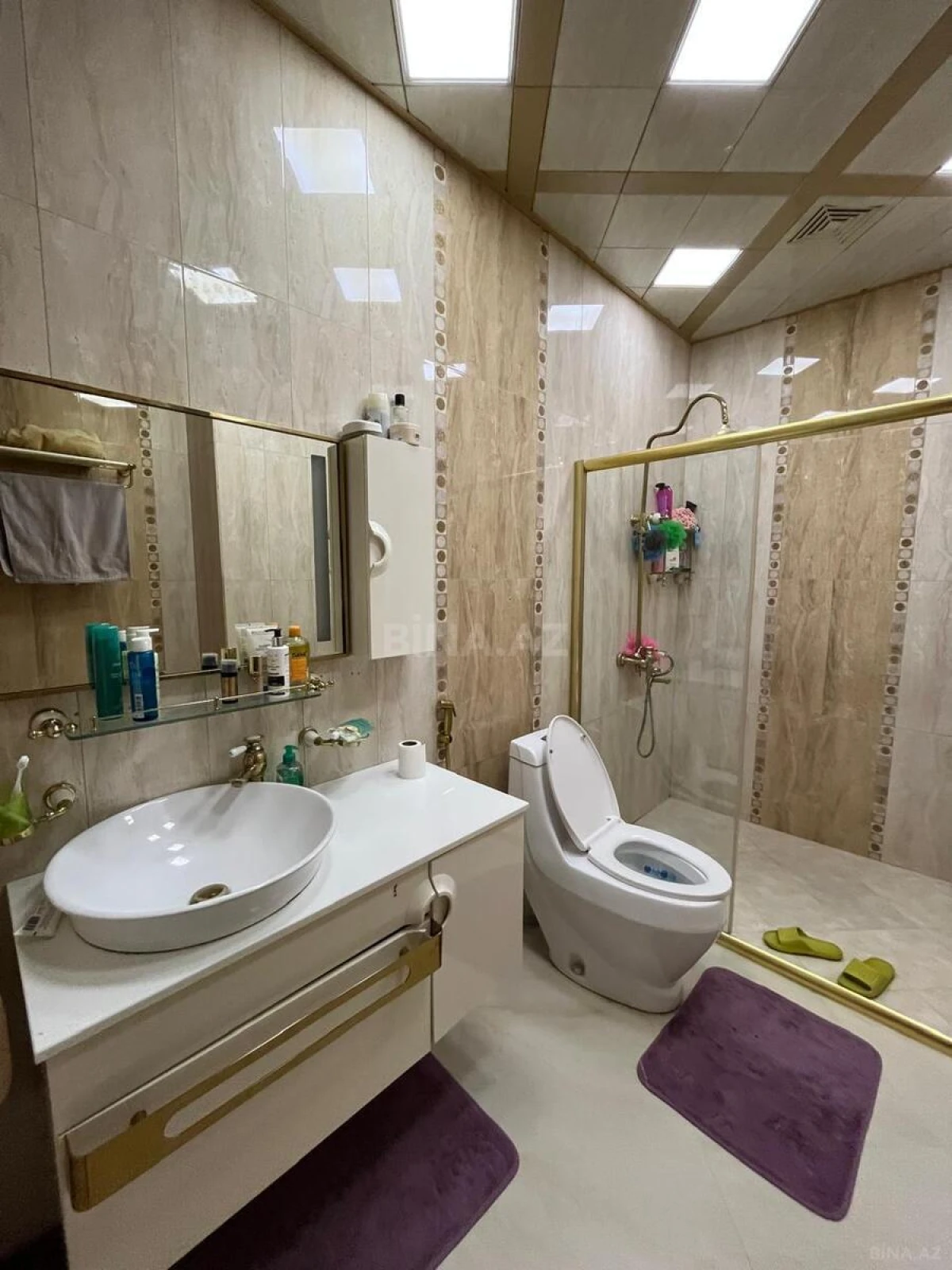 Kirayə verilir 4 otaqlı mənzil 180 m²