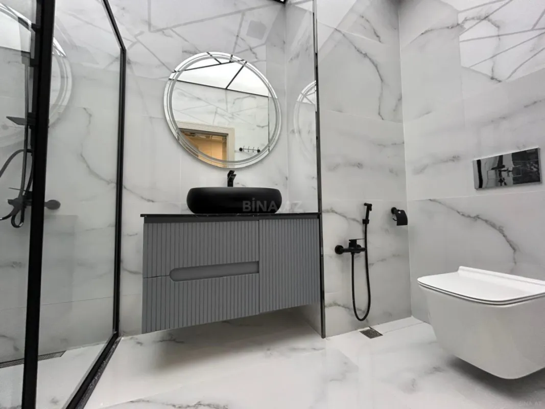 Satılır 2 otaqlı mənzil 66 m²