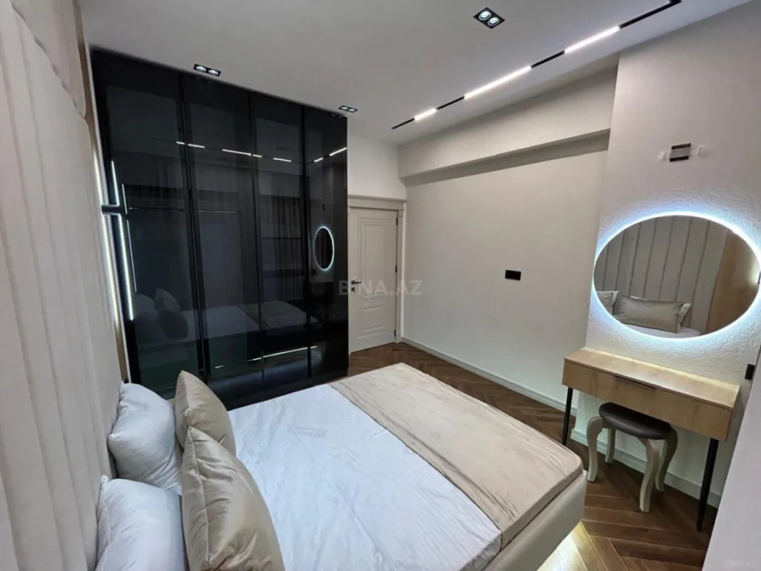 Satılır 2 otaqlı mənzil 66 m²
