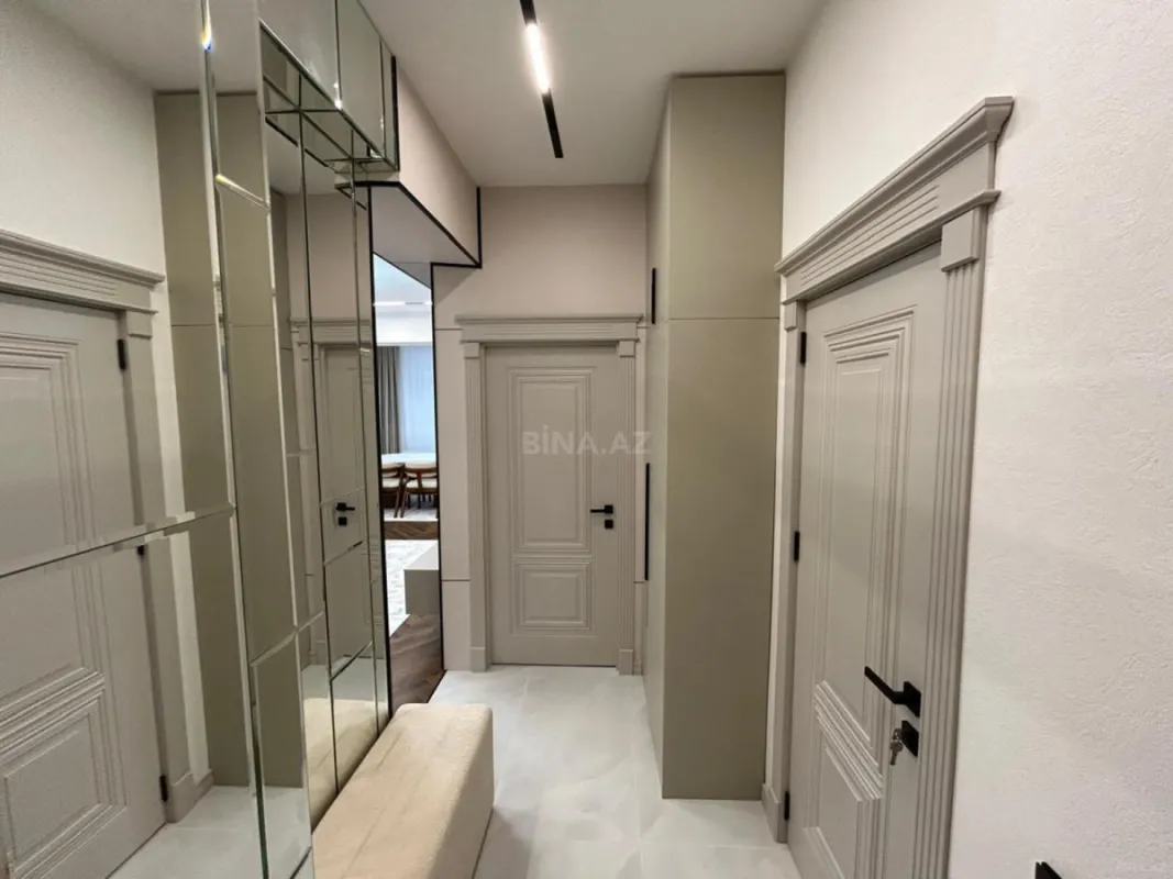 Satılır 2 otaqlı mənzil 66 m²