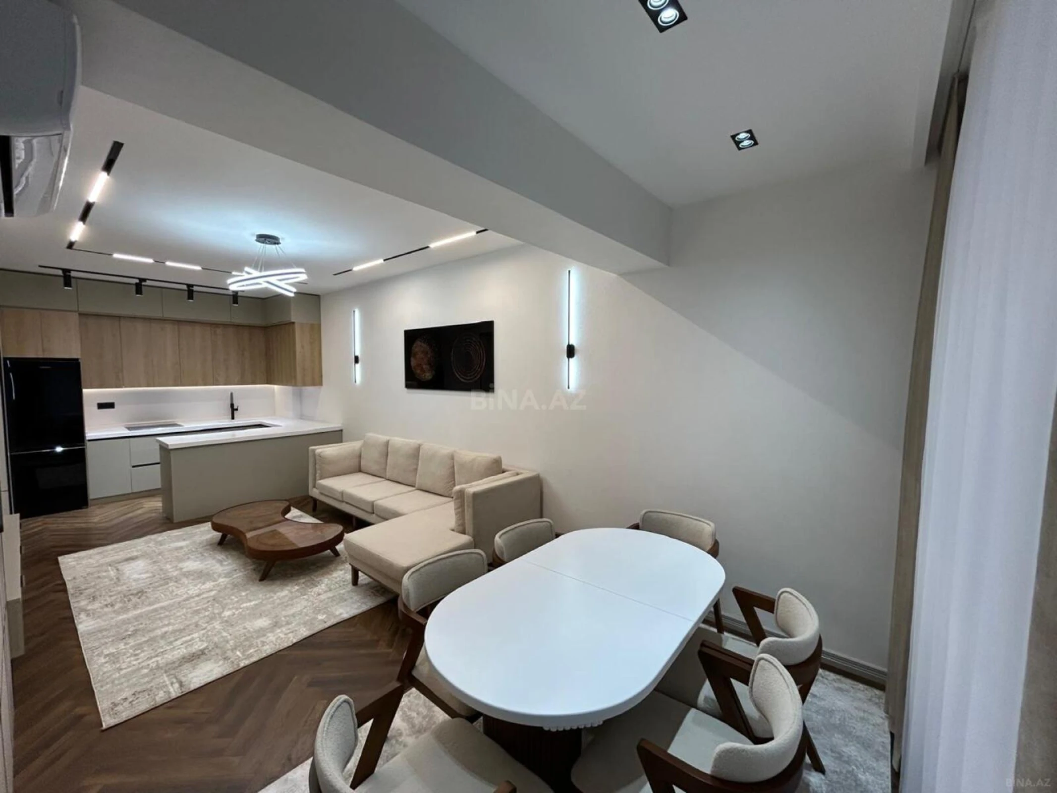 Satılır 2 otaqlı mənzil 66 m²