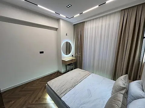 Satılır 2 otaqlı mənzil 66 m²