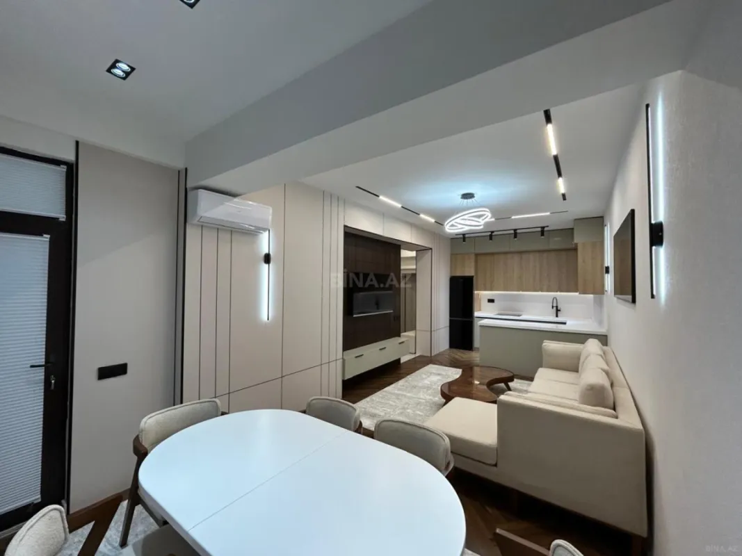 Satılır 2 otaqlı mənzil 66 m²