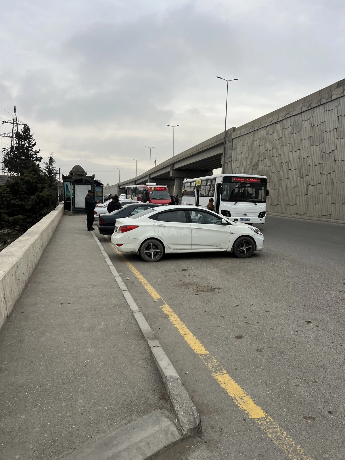 Satılır 4 otaqlı həyət evi 130 m²