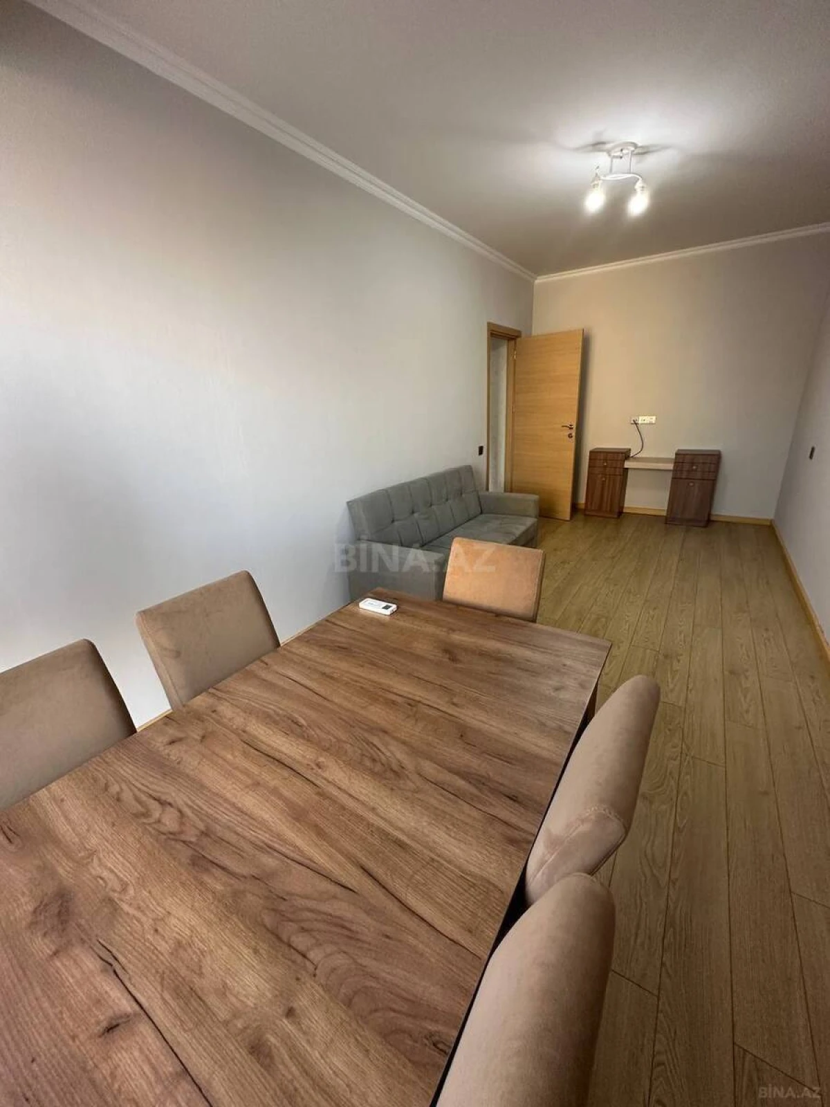 Kirayə verilir 2 otaqlı mənzil 55 m²