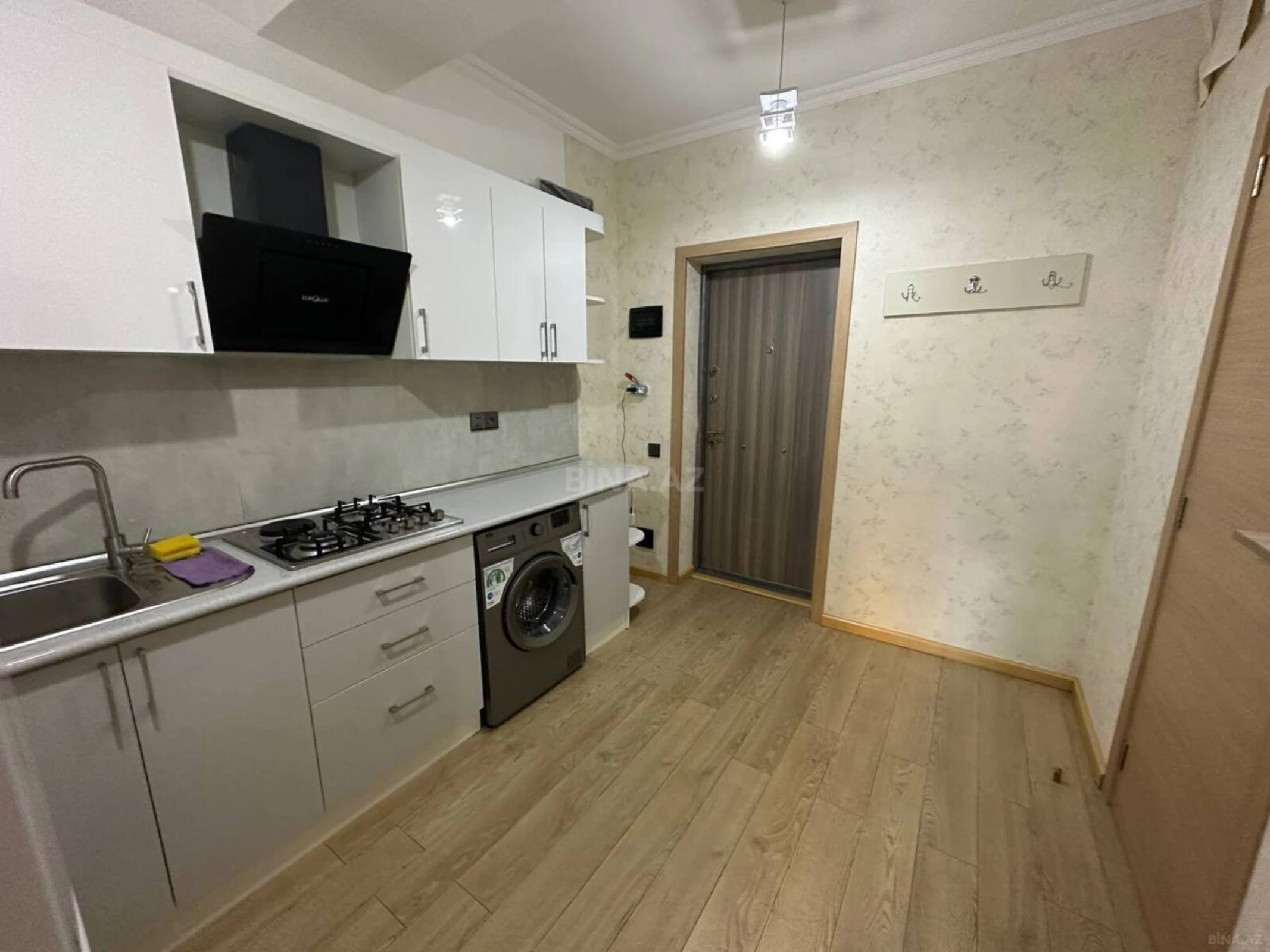 Kirayə verilir 2 otaqlı mənzil 55 m²