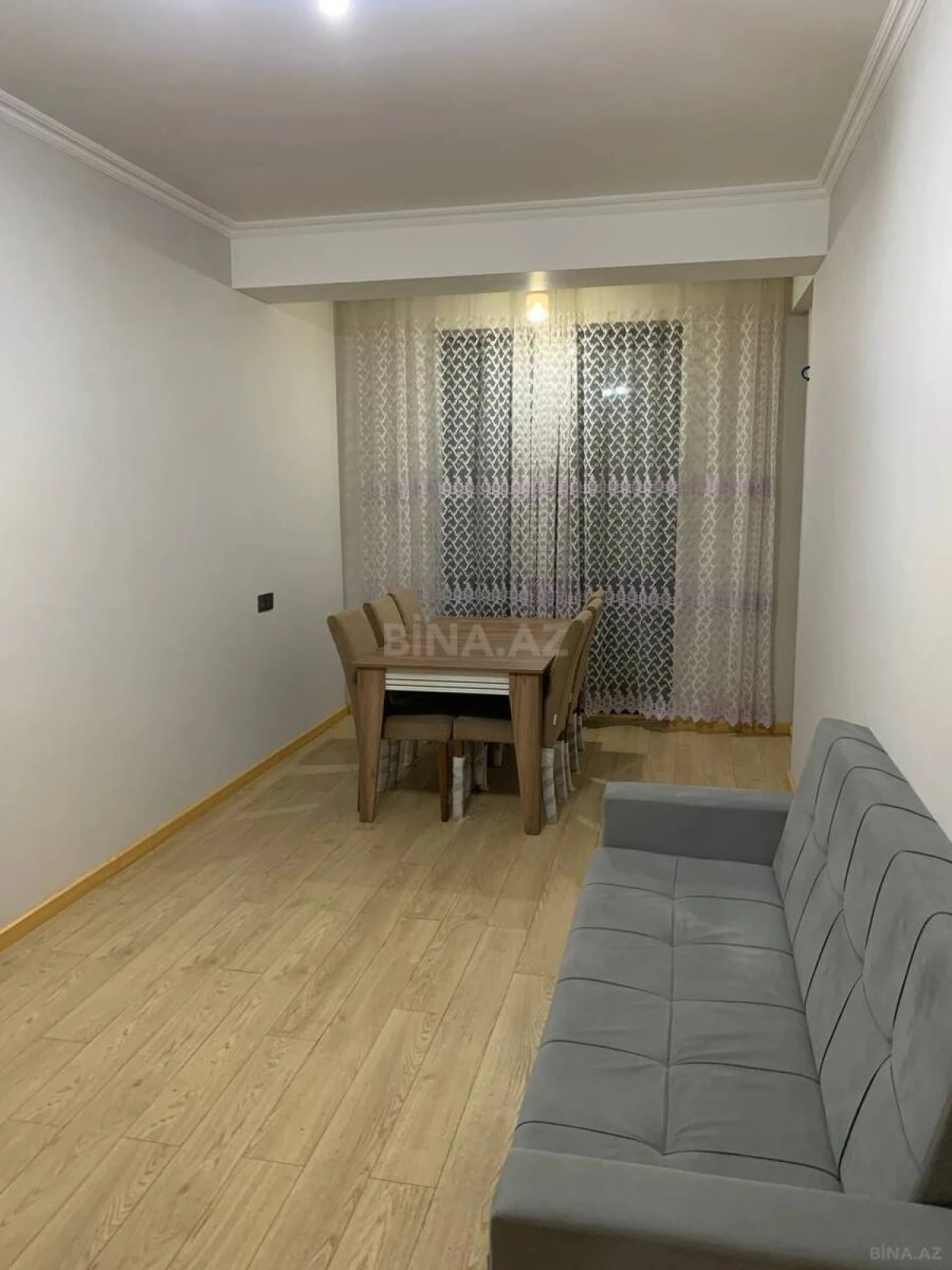 Kirayə verilir 2 otaqlı mənzil 55 m²