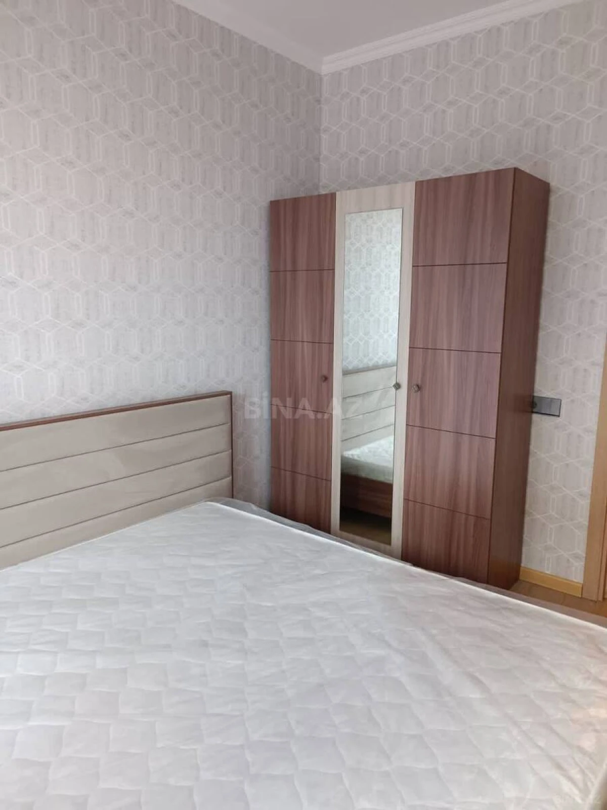 Kirayə verilir 2 otaqlı mənzil 55 m²