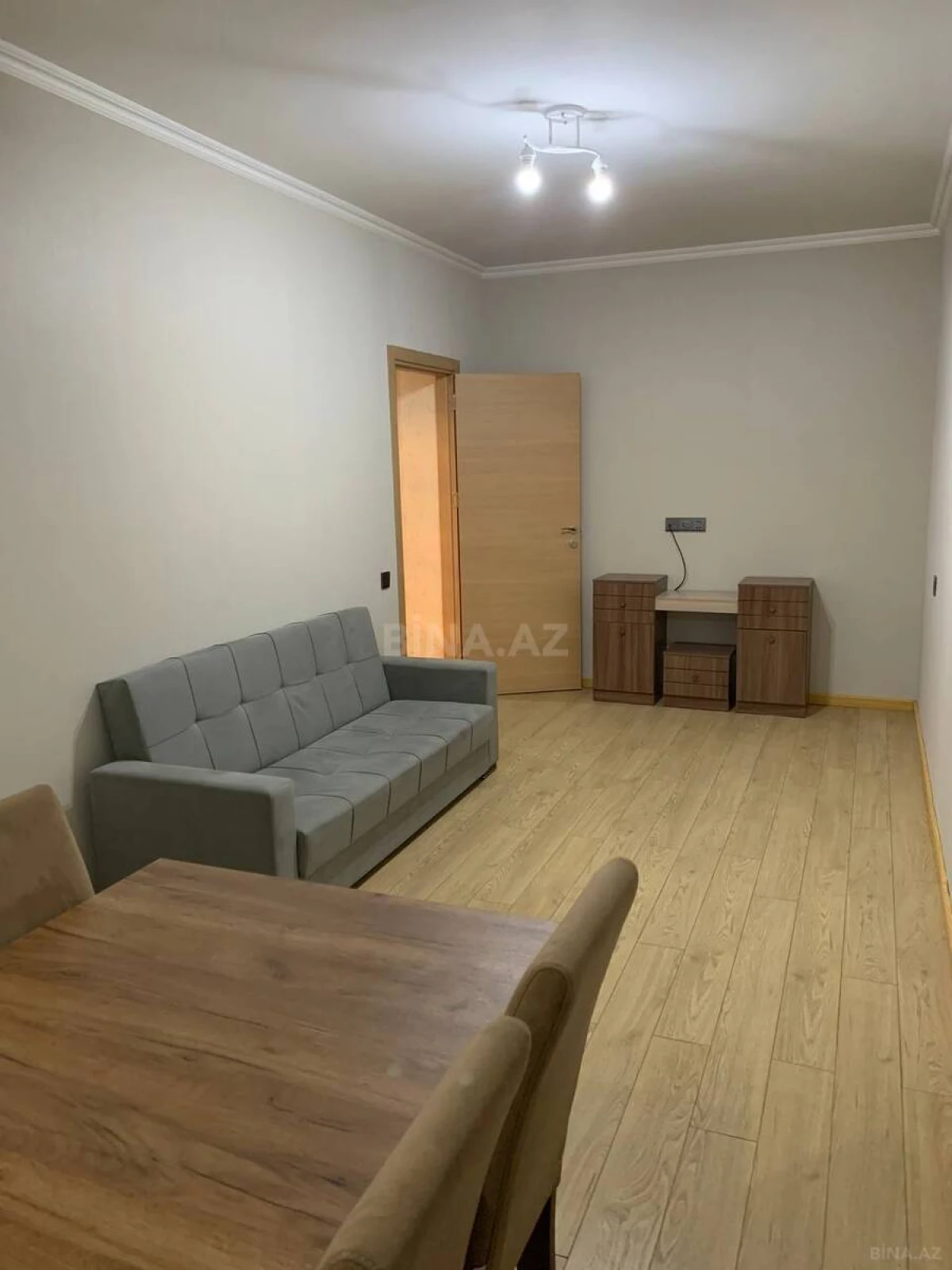 Kirayə verilir 2 otaqlı mənzil 55 m²