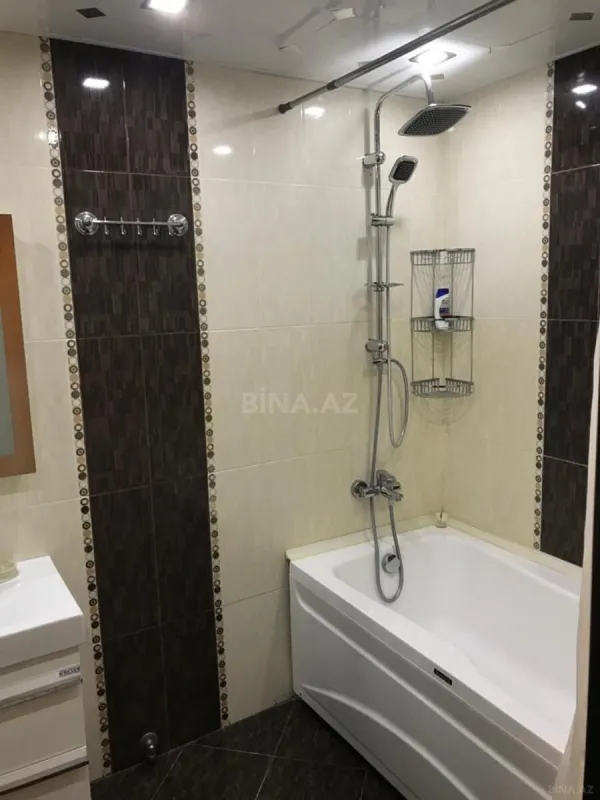 Kirayə verilir 2 otaqlı mənzil 92 m²