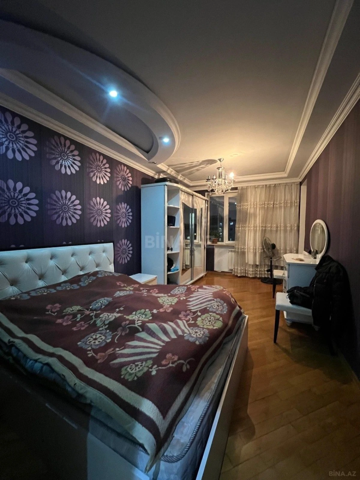 Satılır 3 otaqlı mənzil 115 m²