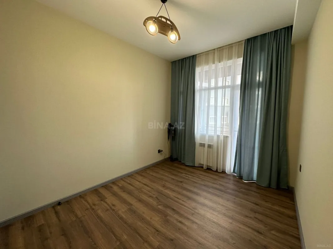 Satılır 3 otaqlı mənzil 100 m²