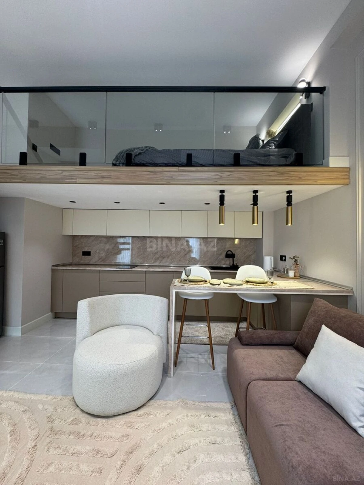 Kirayə verilir 2 otaqlı mənzil 70 m²