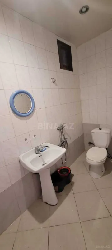 Satılır 6 otaqlı mənzil 200 m²