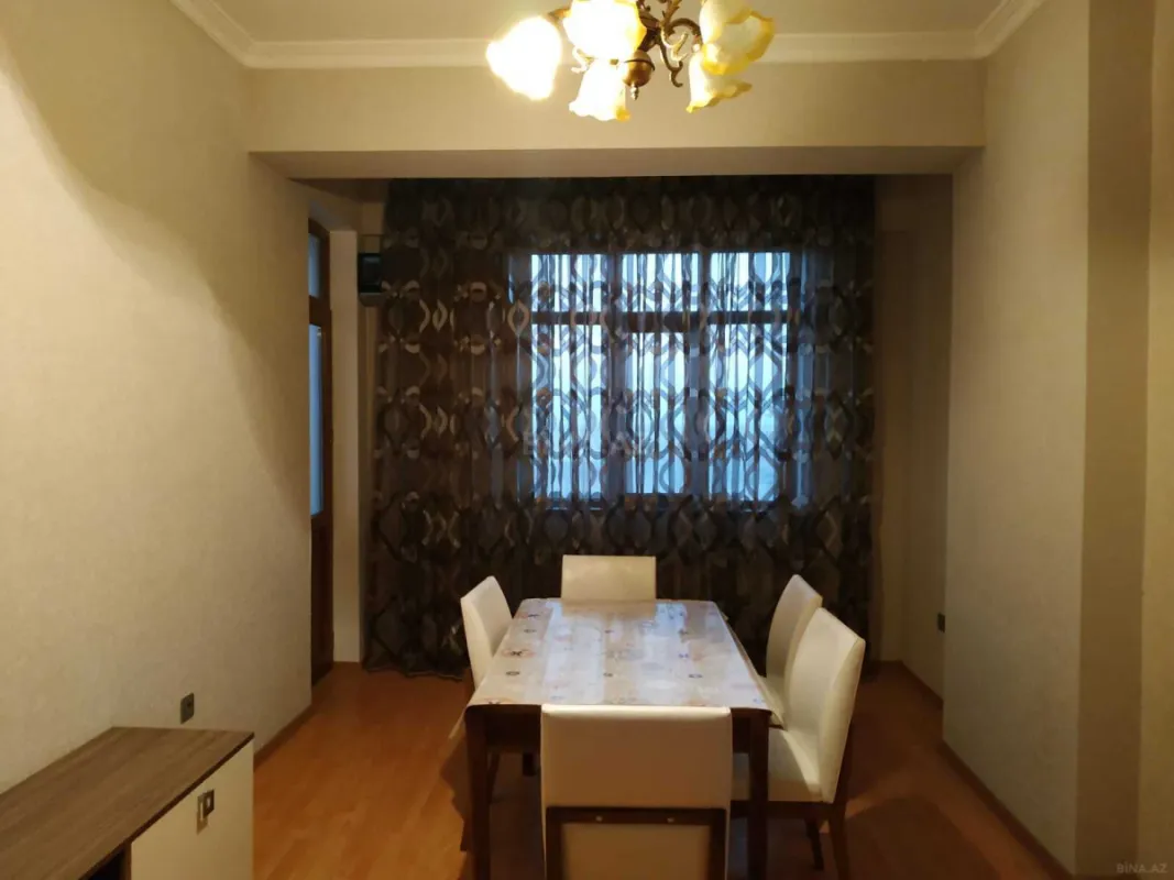 Kirayə verilir 3 otaqlı mənzil 100 m²