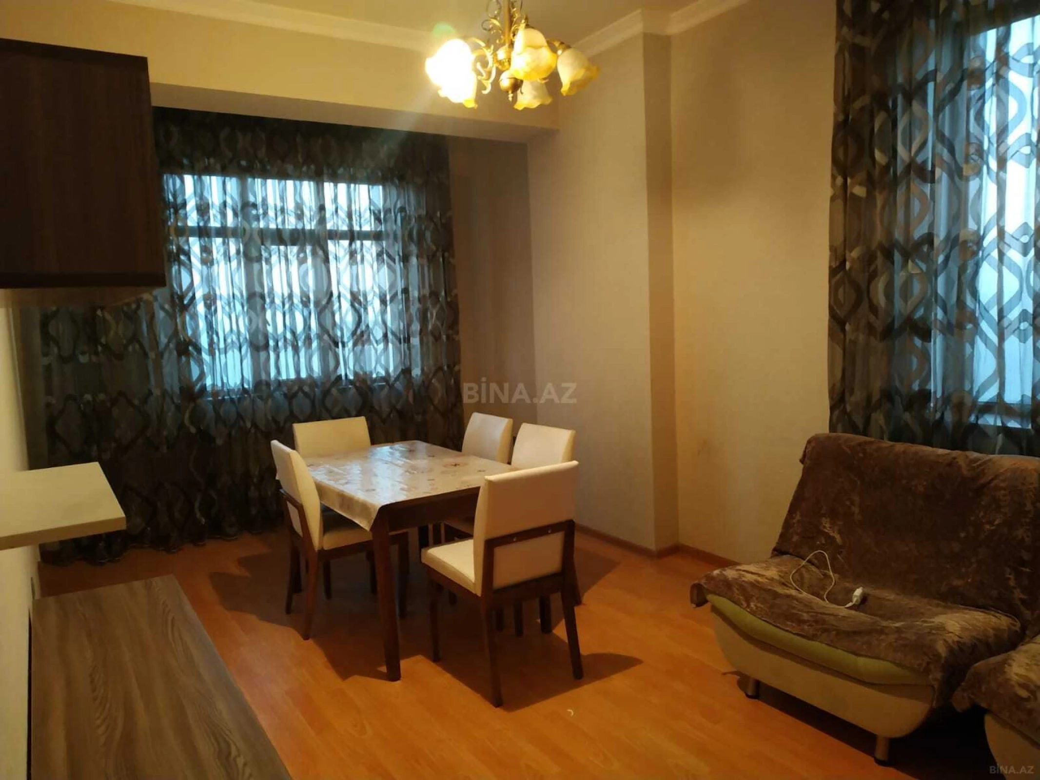 Kirayə verilir 3 otaqlı mənzil 100 m²