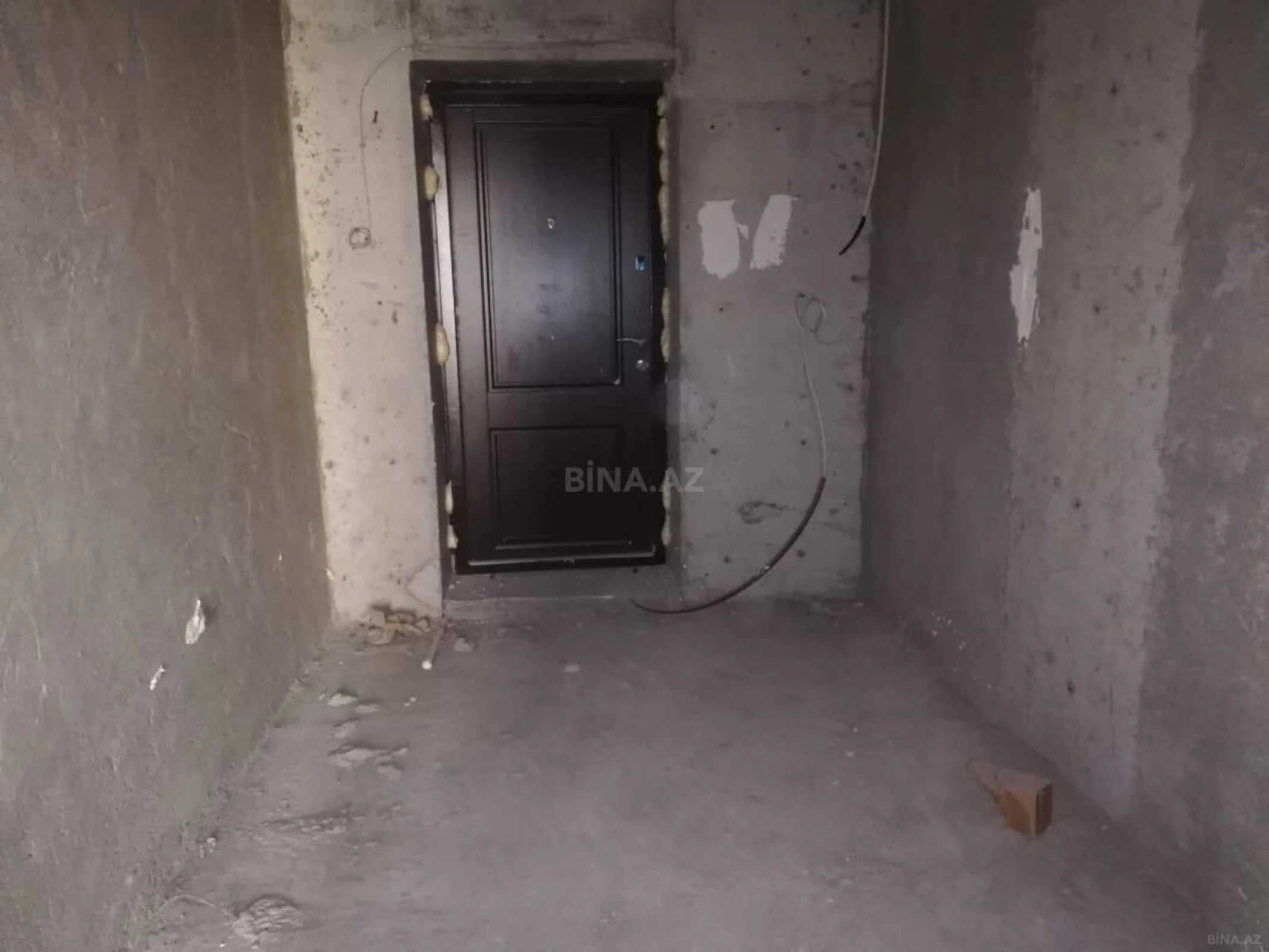 Satılır 3 otaqlı mənzil 125 m²