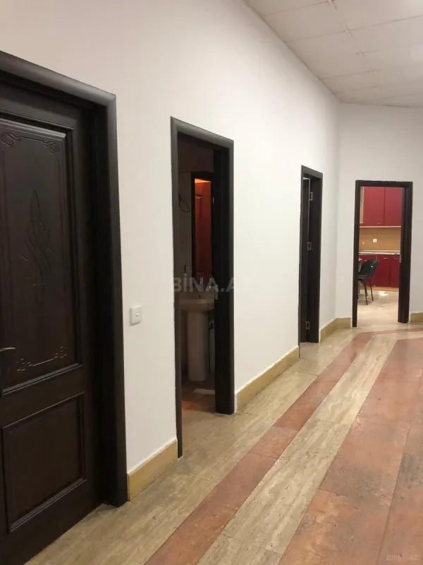 Satılır obyekt 726 m²