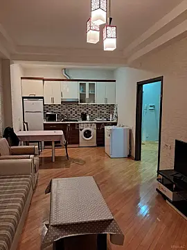 Kirayə verilir 2 otaqlı mənzil 65 m²