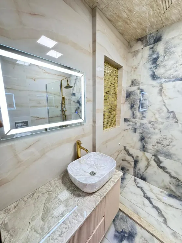 Kirayə verilir 2 otaqlı mənzil 75 m²