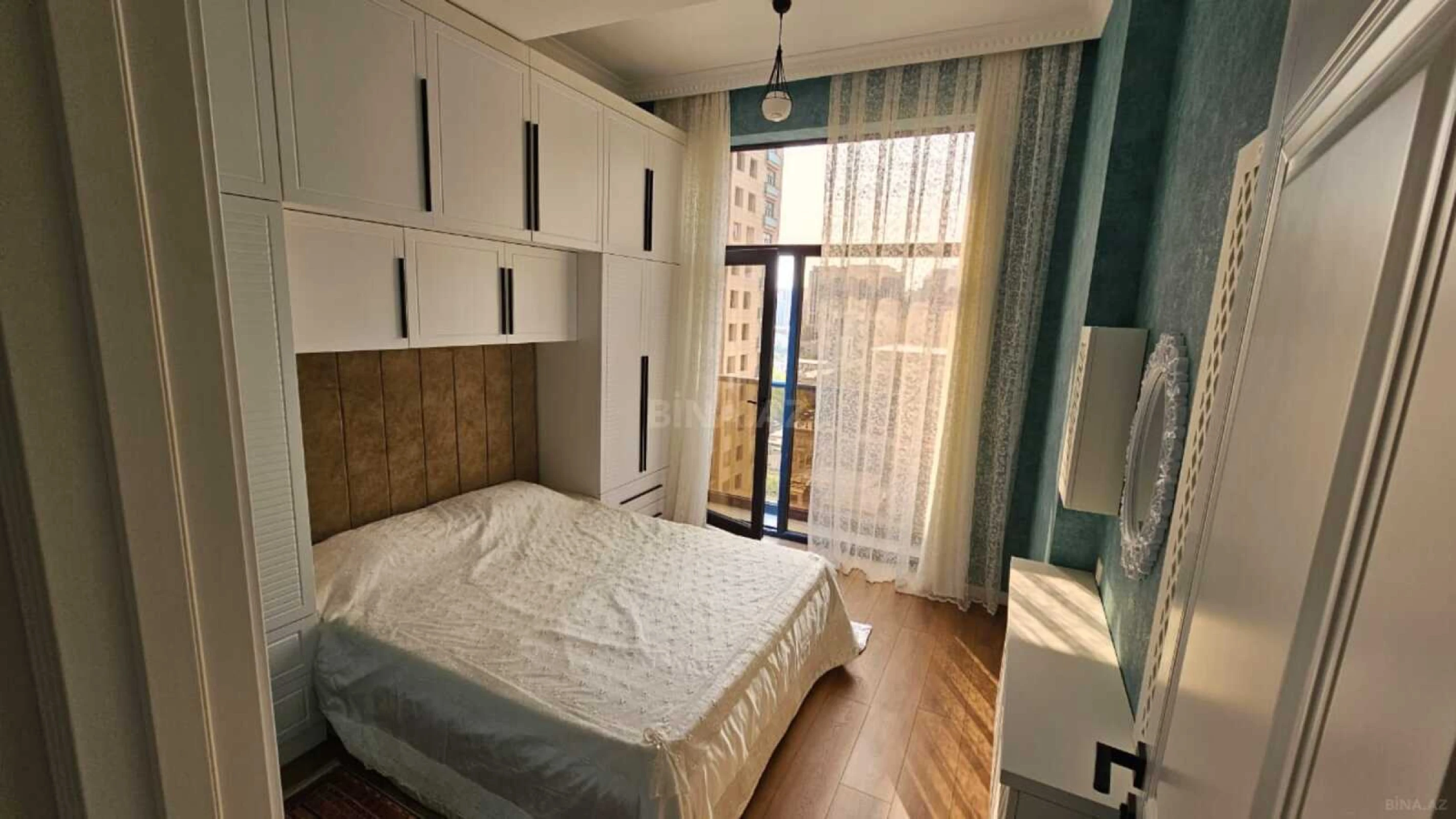 Kirayə verilir 2 otaqlı mənzil 60 m²