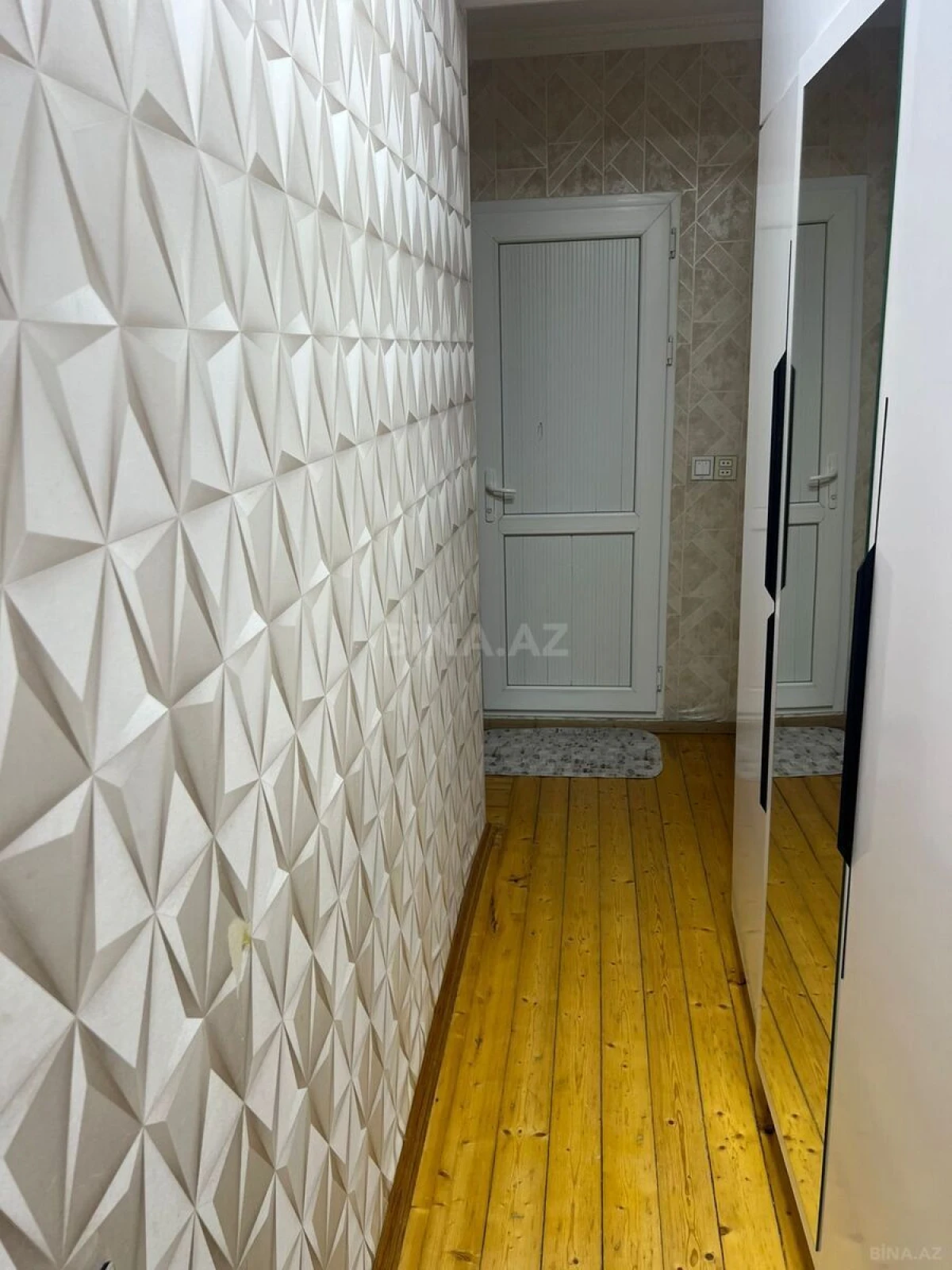 Satılır 2 otaqlı mənzil 47 m²