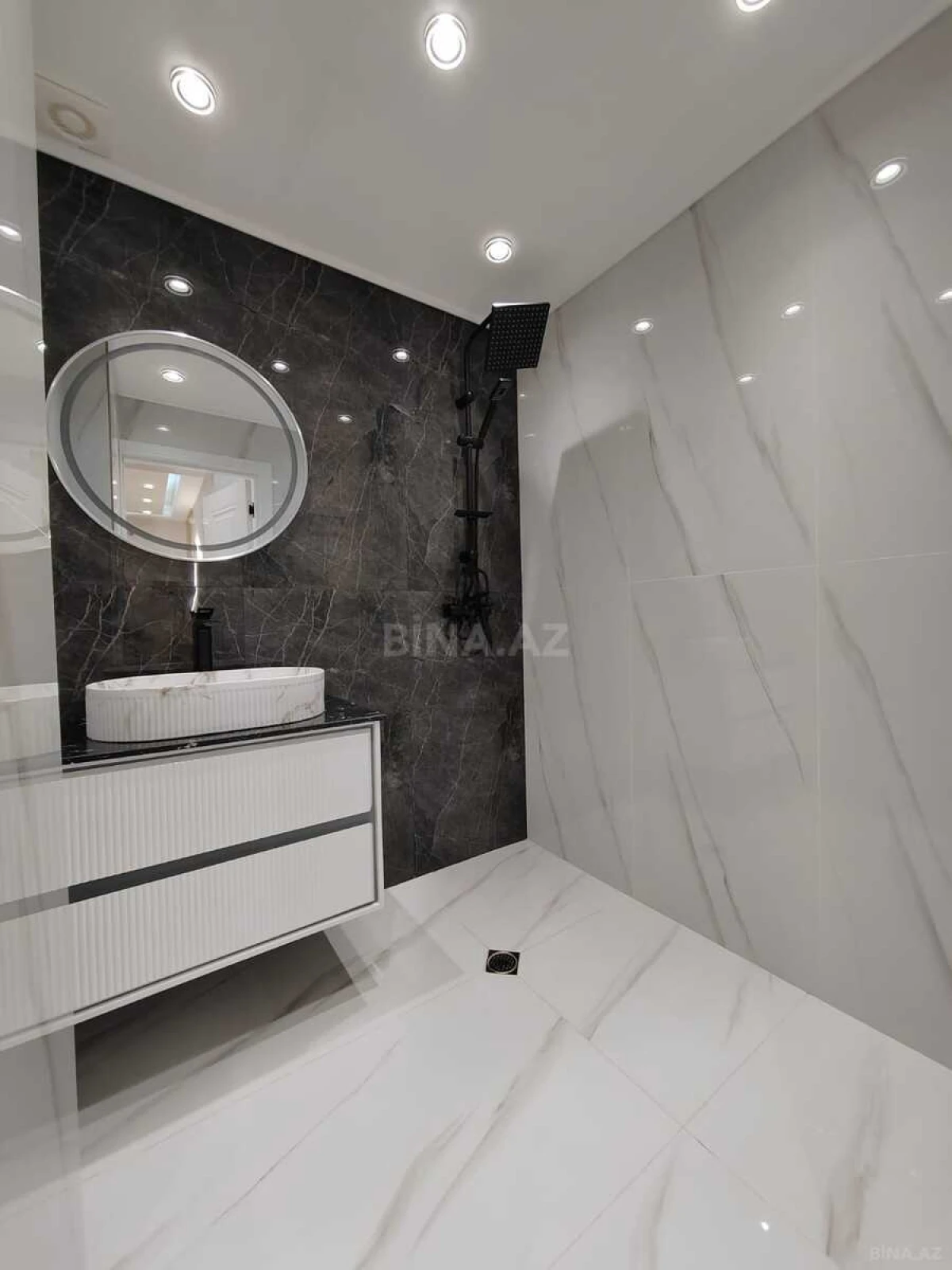 Satılır 3 otaqlı mənzil 80 m²