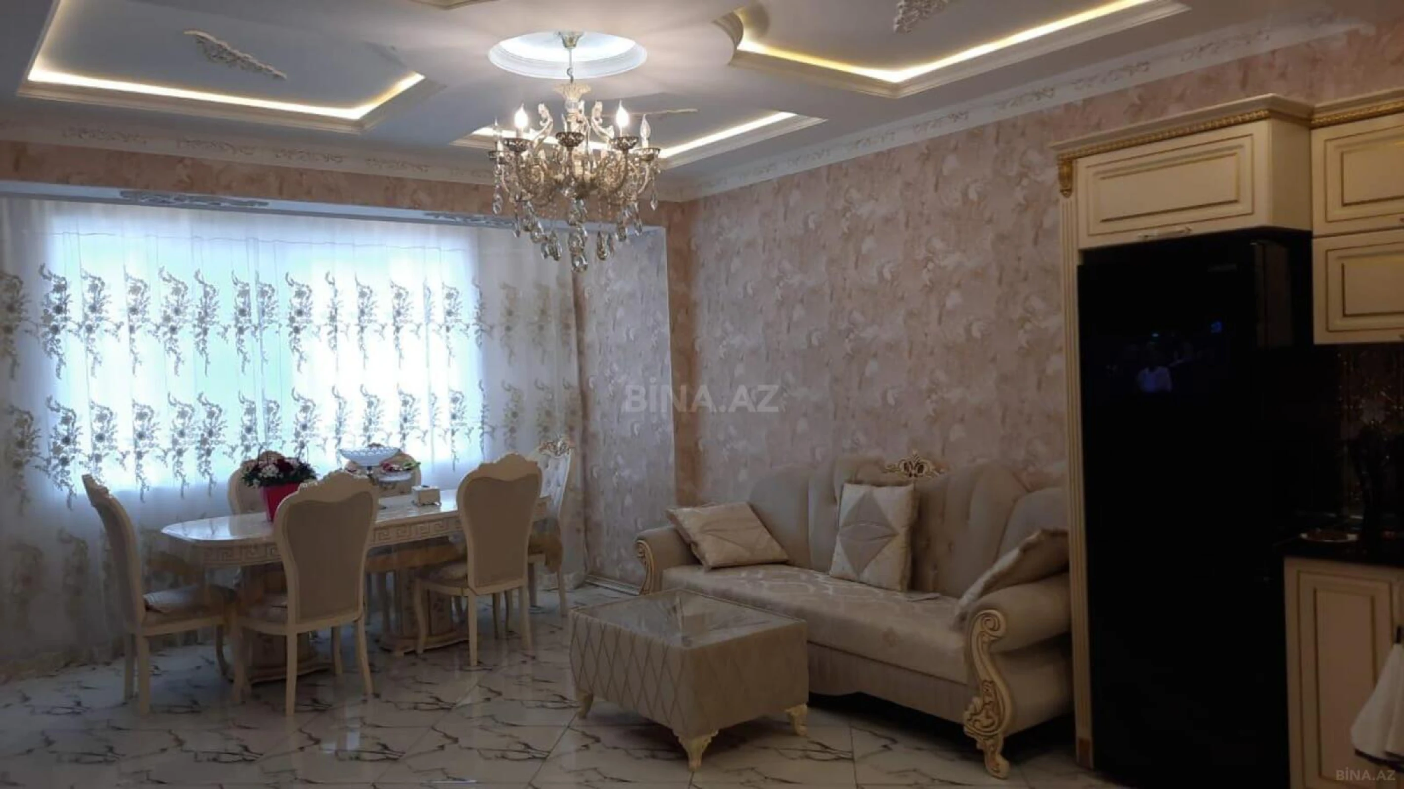 Kirayə verilir 2 otaqlı mənzil 70 m²
