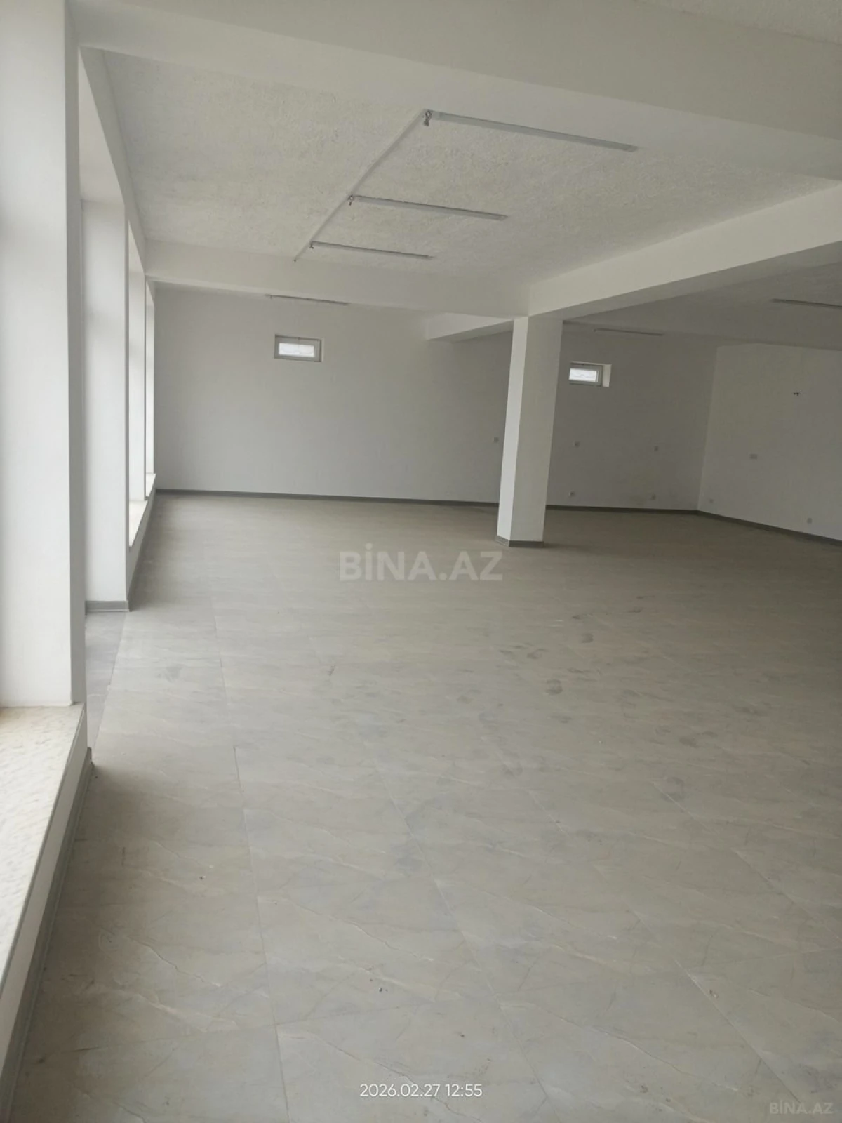 Satılır obyekt 450 m²