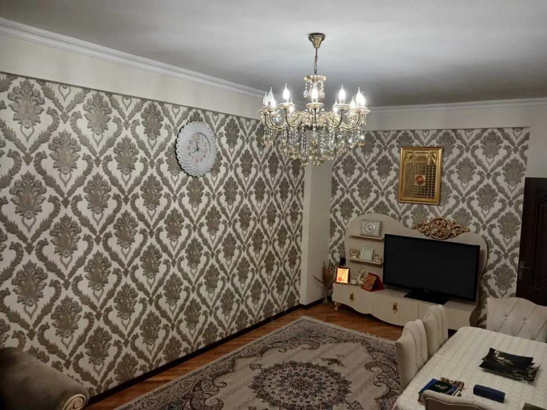 Satılır 2 otaqlı mənzil 75 m²