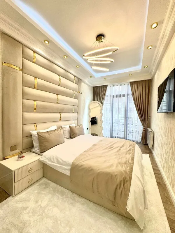 Satılır 3 otaqlı mənzil 101 m²