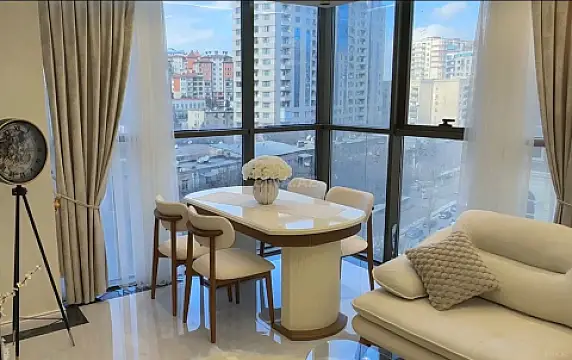Satılır 3 otaqlı mənzil 101 m²