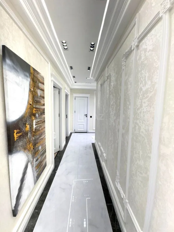 Satılır 3 otaqlı mənzil 101 m²