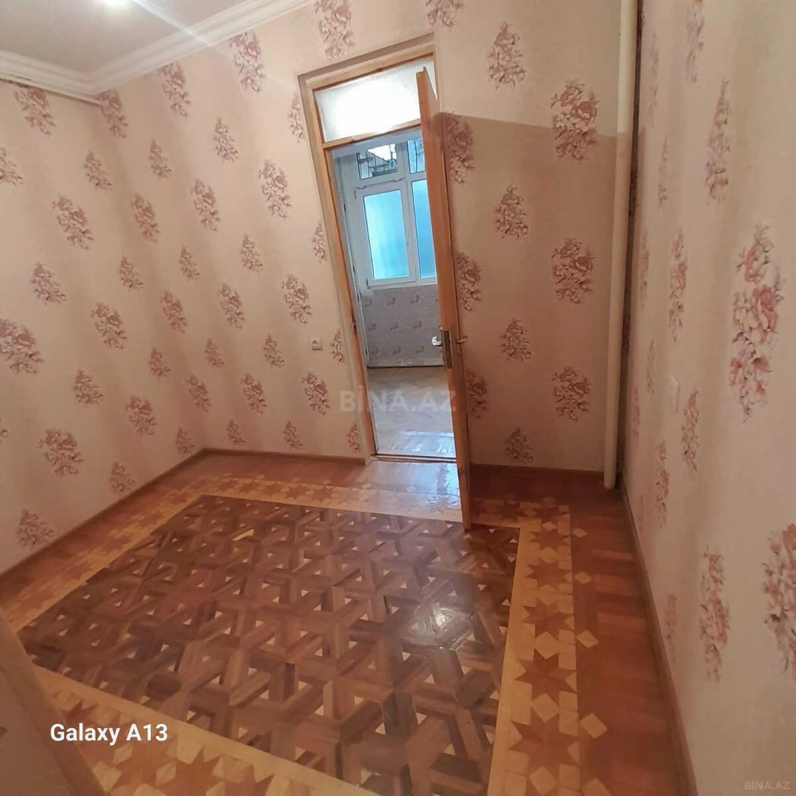 Satılır 3 otaqlı mənzil 53 m²