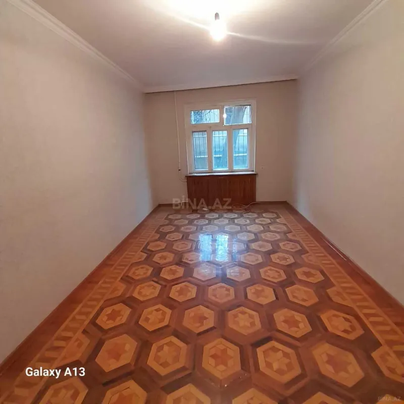 Satılır 3 otaqlı mənzil 53 m²