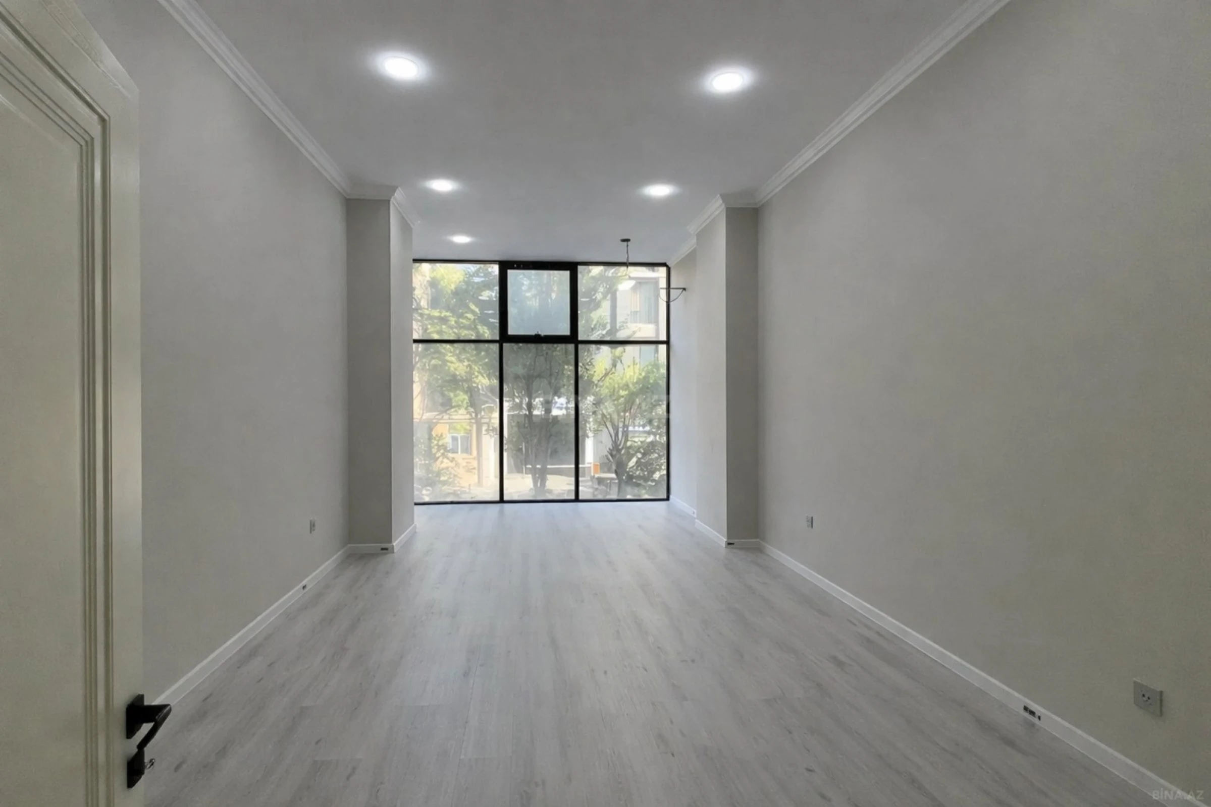 Kirayə verilir 2 otaqlı ofis 120 m²