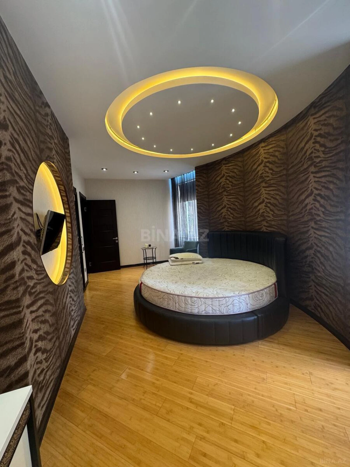 Kirayə verilir 3 otaqlı mənzil 115 m²