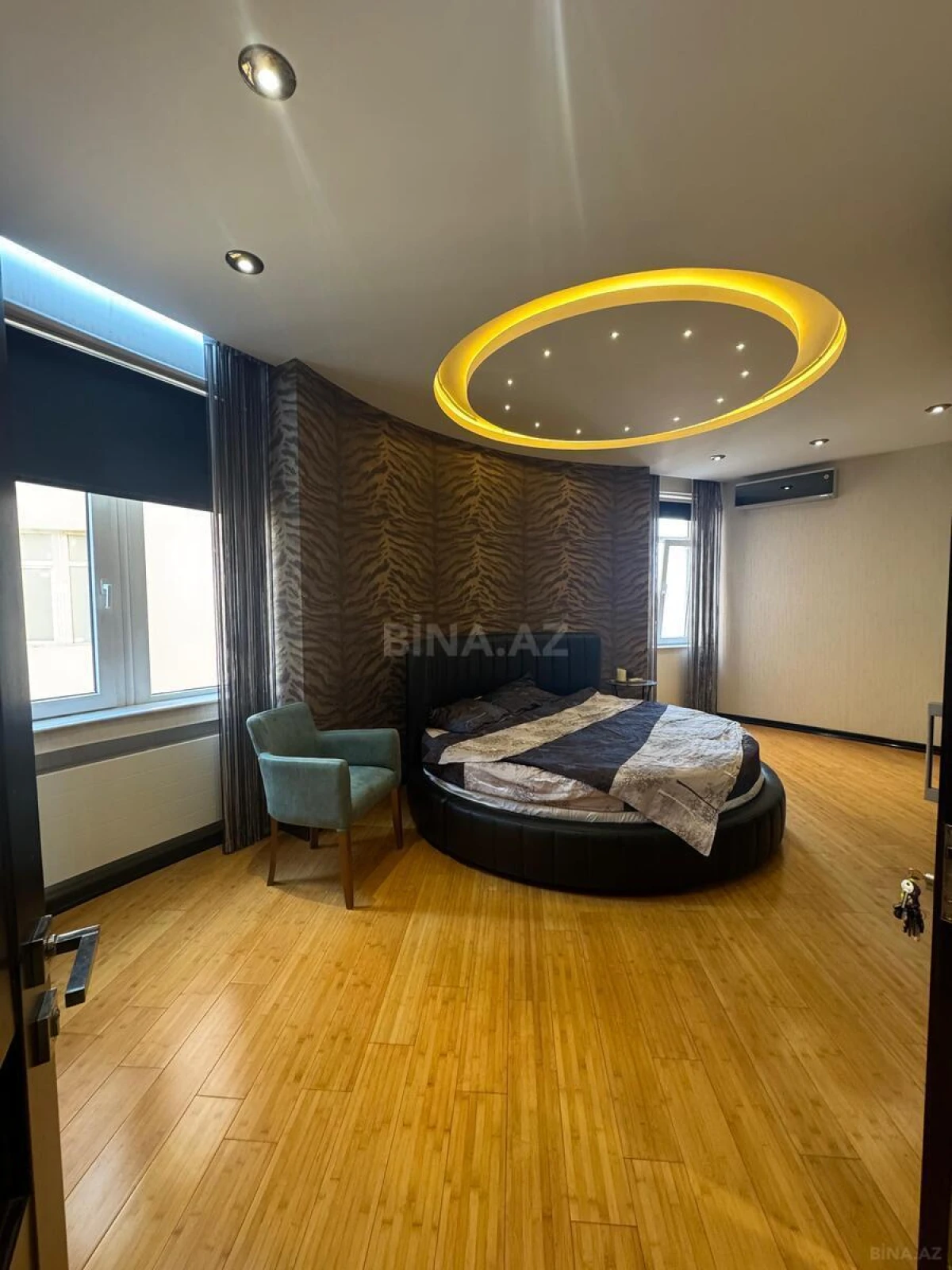Kirayə verilir 3 otaqlı mənzil 115 m²