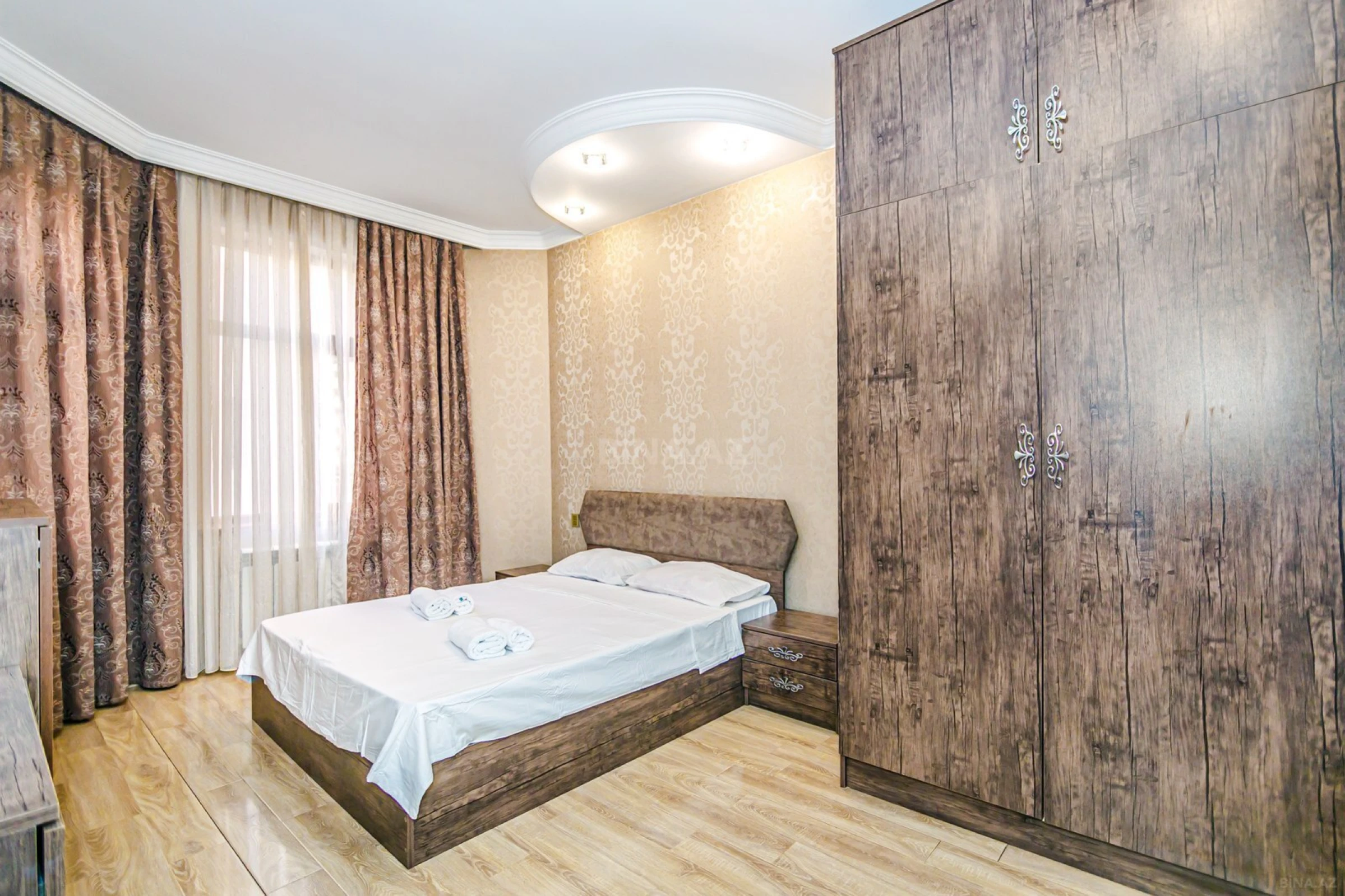 Kirayə verilir 2 otaqlı mənzil 70 m²
