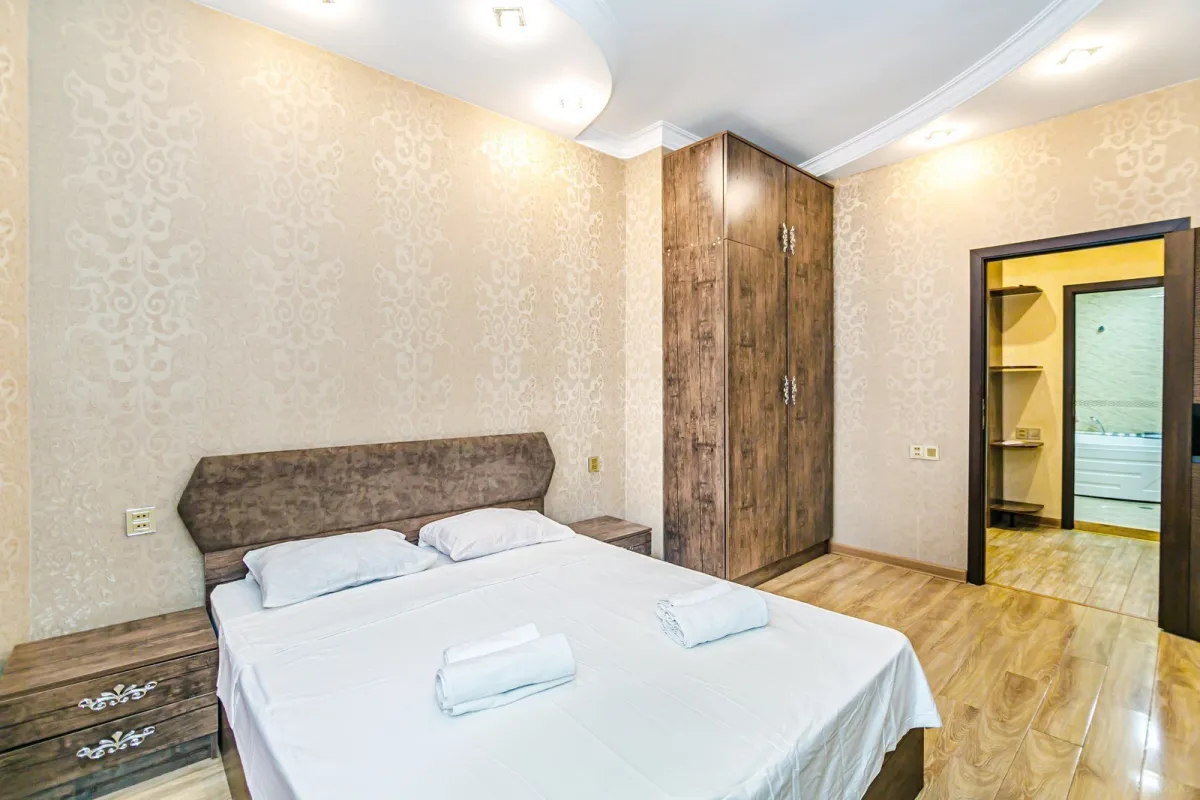 Kirayə verilir 2 otaqlı mənzil 70 m²