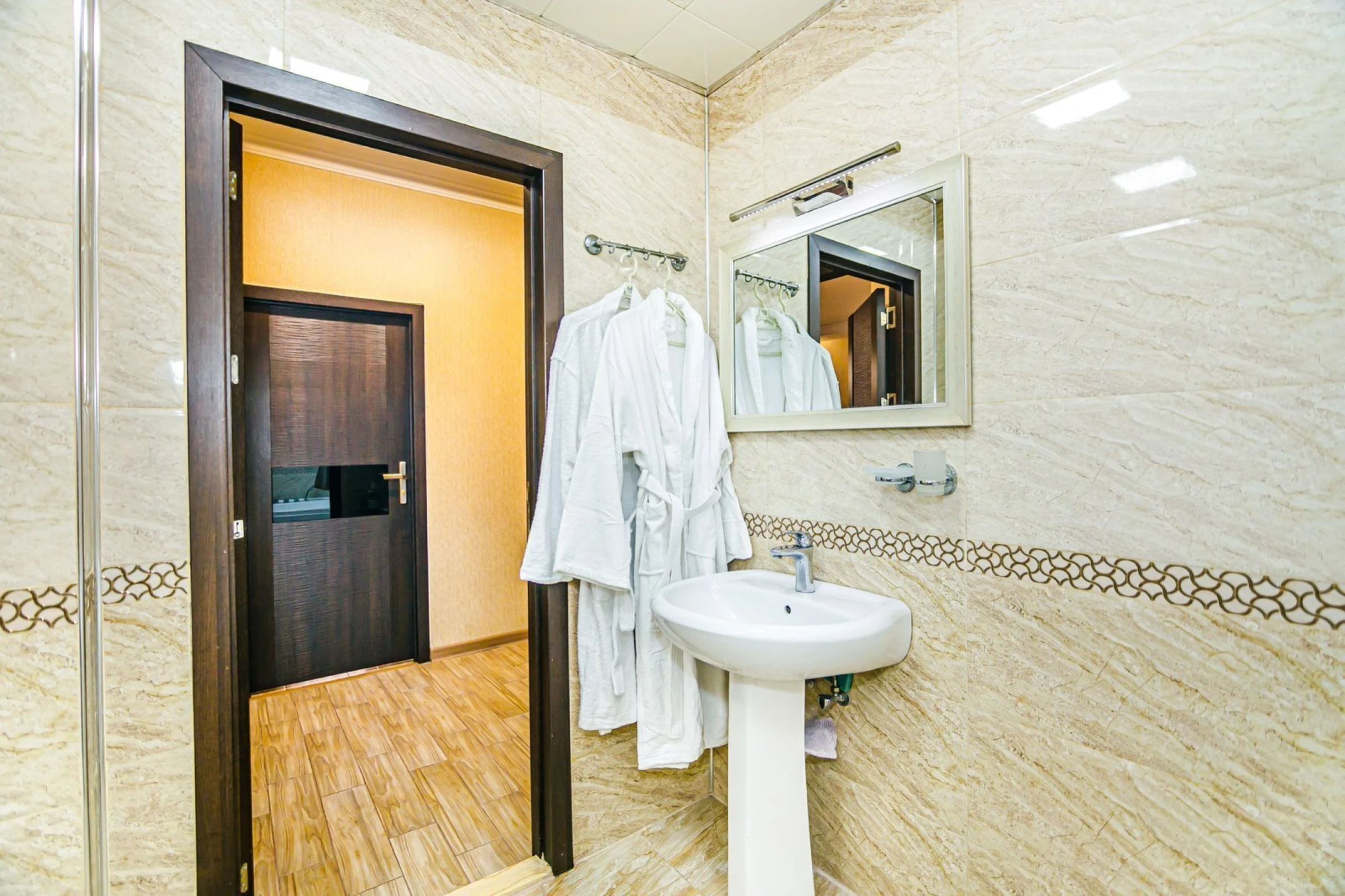 Kirayə verilir 2 otaqlı mənzil 70 m²