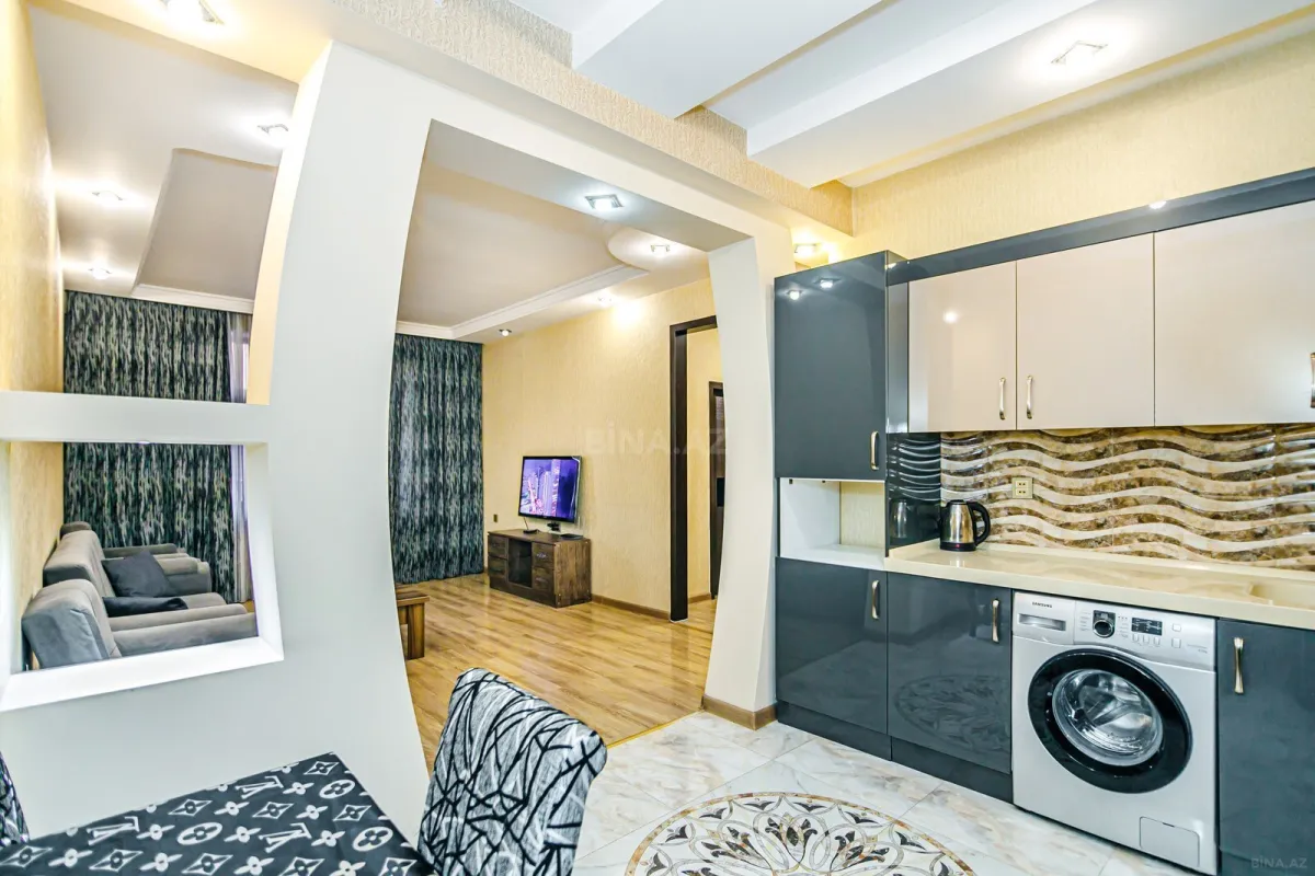 Kirayə verilir 2 otaqlı mənzil 70 m²