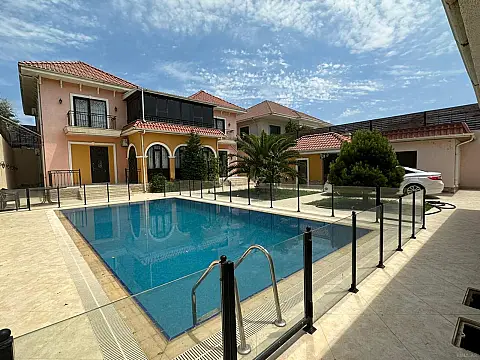 Satılır 10 otaqlı həyət evi 500 m² — Bakı, Şüvəlan 10 otaq 500.00 m²