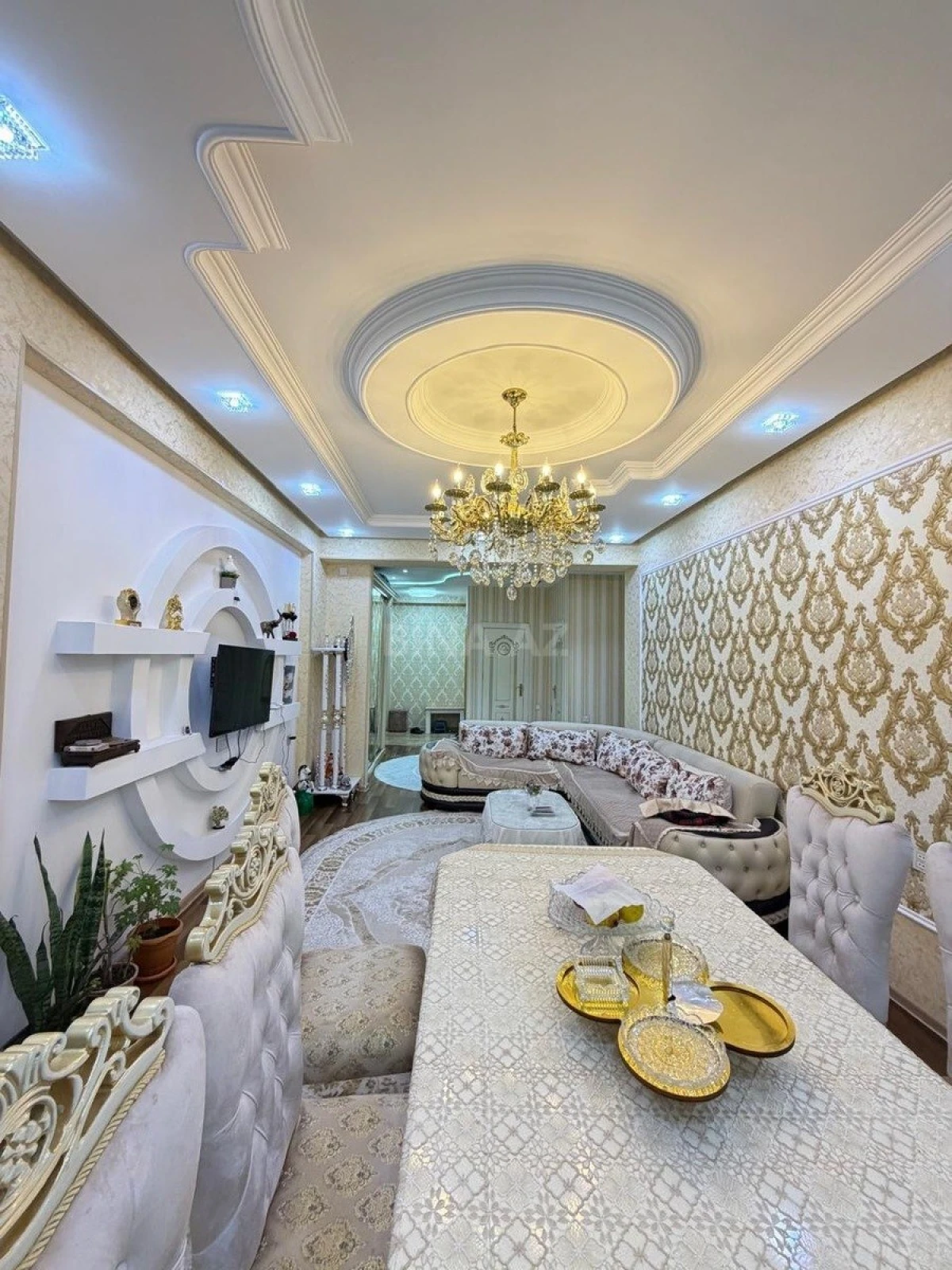 Satılır 3 otaqlı mənzil 103 m²