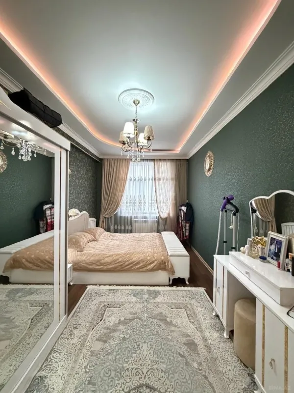 Satılır 3 otaqlı mənzil 103 m²